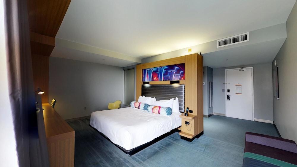 Aloft Brickell 3号机组*